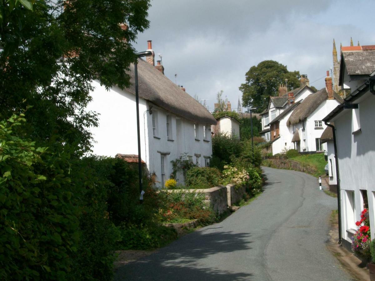 Middletown Farmhouse B&B Okehampton Exterior photo